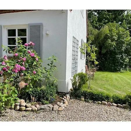 With 2 Bedrooms Ferienhaus *